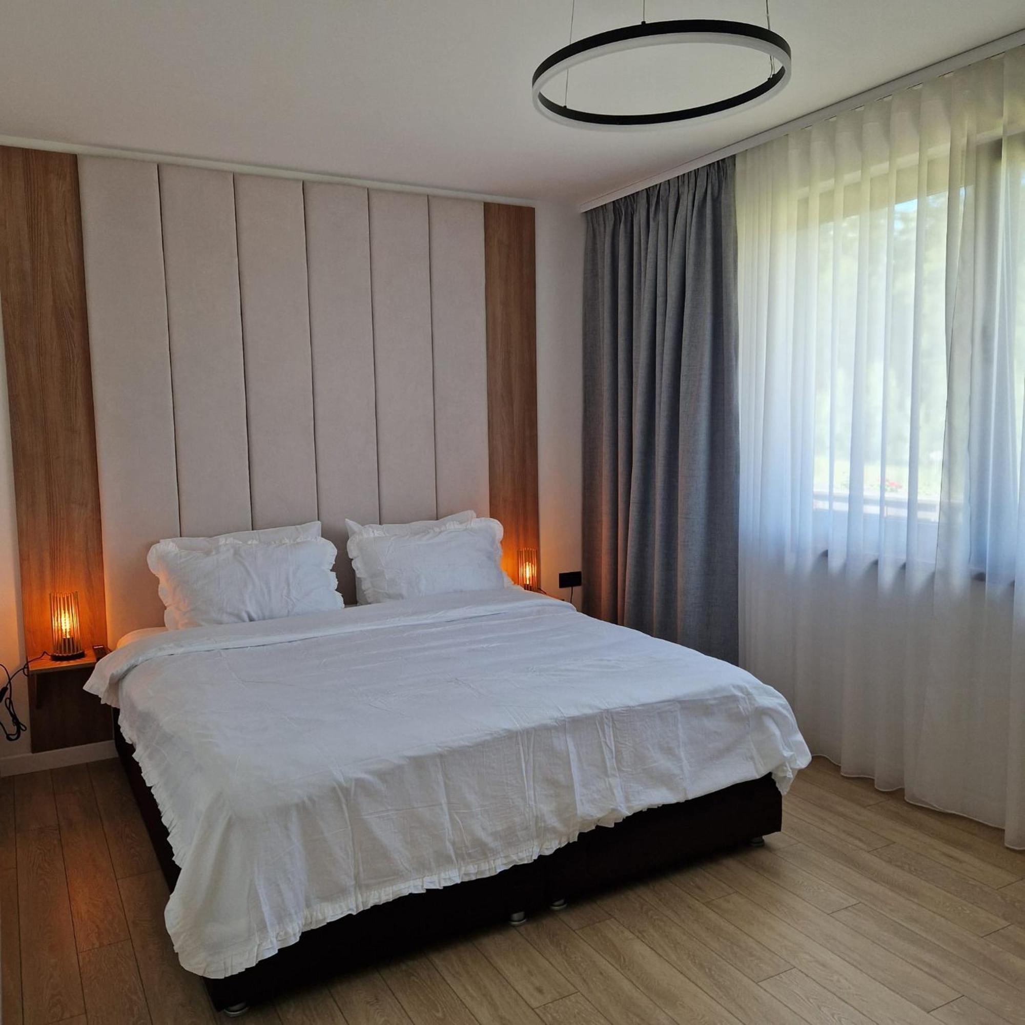Albert Residence Aparthotel Grand Chalet With Free Spa Access To Alpin Resort Poiana Brasov Bagian luar foto