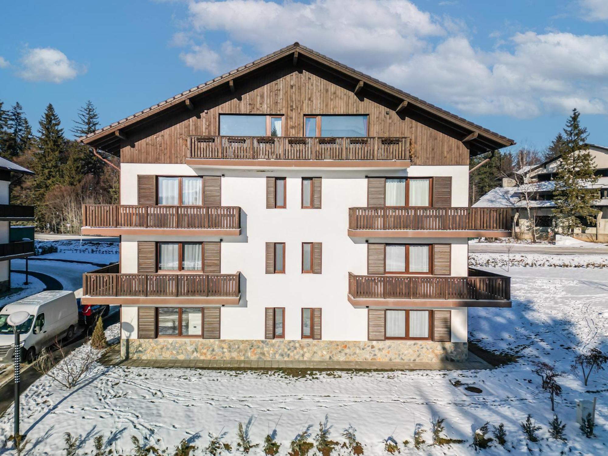 Albert Residence Aparthotel Grand Chalet With Free Spa Access To Alpin Resort Poiana Brasov Bagian luar foto