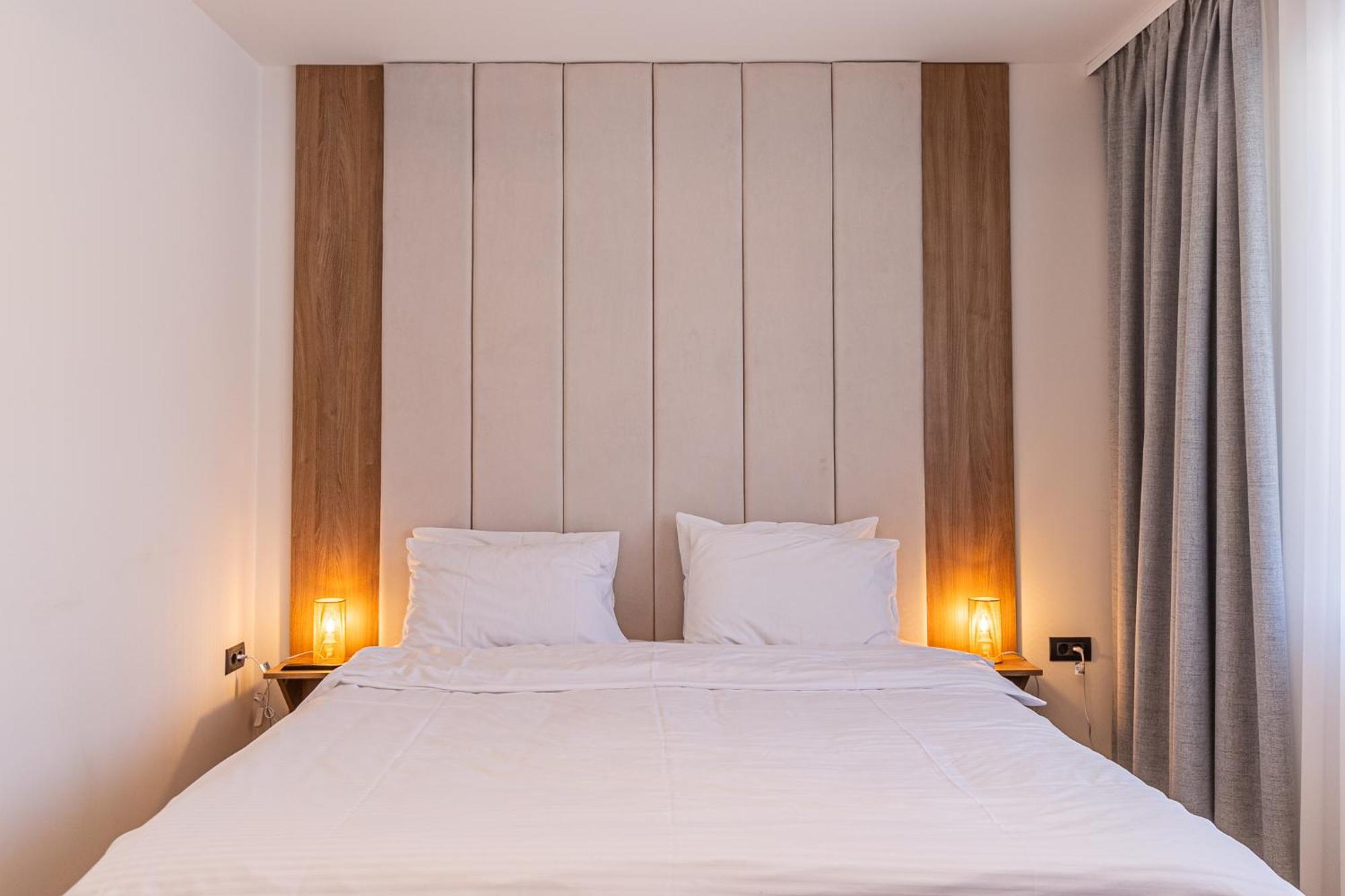 Albert Residence Aparthotel Grand Chalet With Free Spa Access To Alpin Resort Poiana Brasov Bagian luar foto